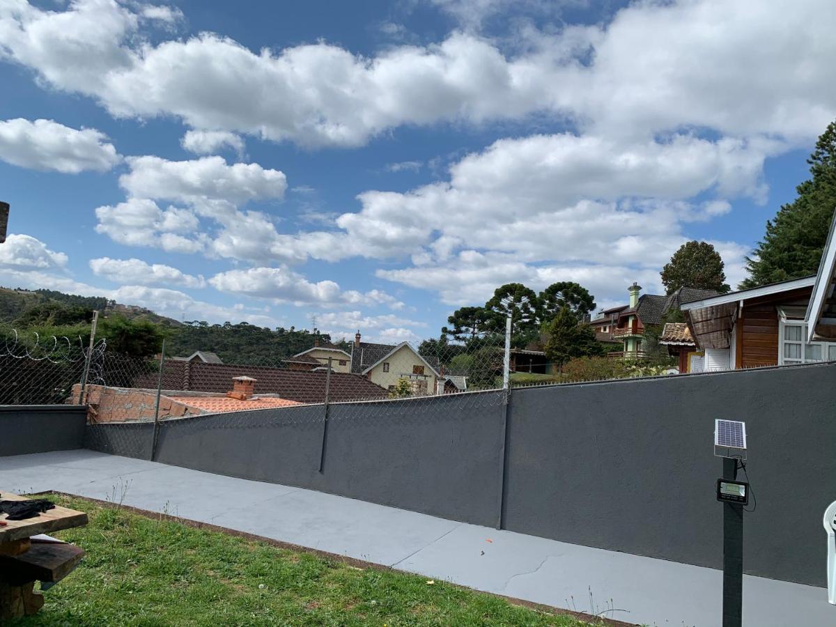 Kitnet Aconchegante Em Bairro Nobre Bem Localizado Apartment Campos do Jordao Ngoại thất bức ảnh